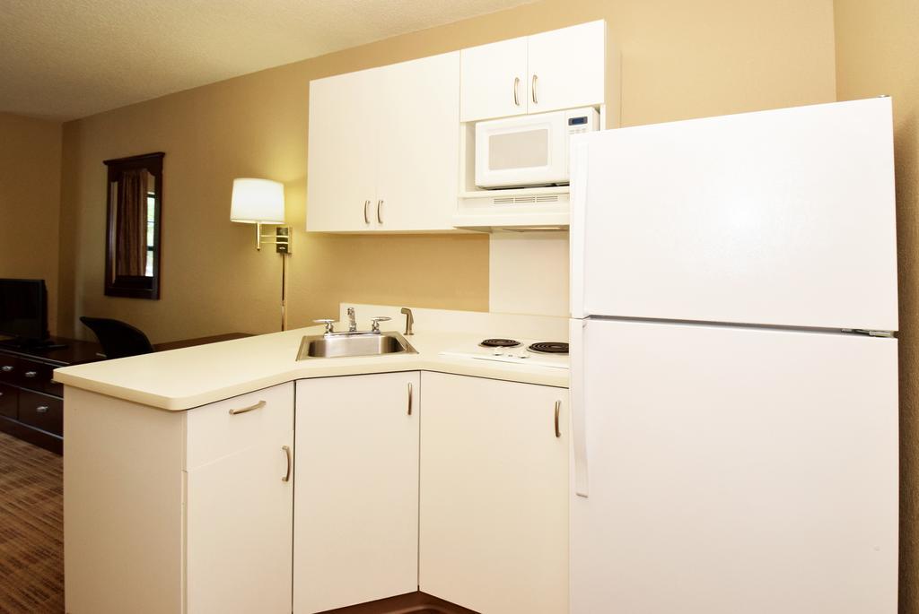 Extended Stay America Suites - Raleigh - Cary - Regency Parkway North Exterior foto